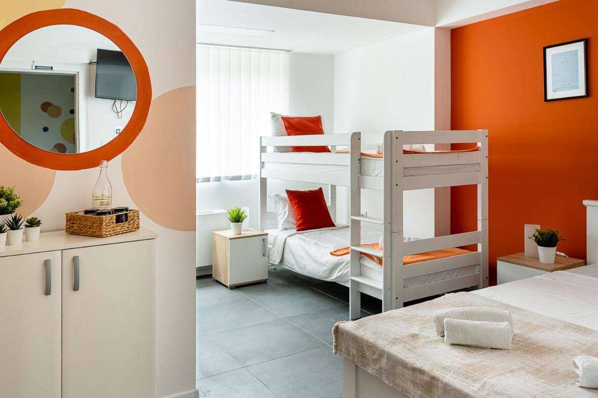 Kostovski Rooms-Near E75 To Greece Велес Экстерьер фото