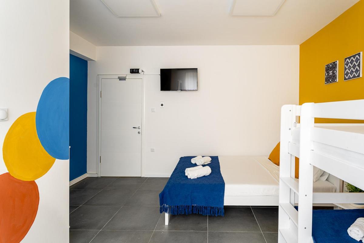 Kostovski Rooms-Near E75 To Greece Велес Экстерьер фото